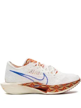 Nike: Белые кроссовки 