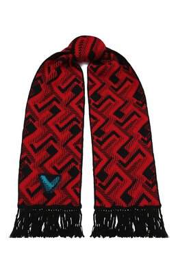 Prada: Красный шарф 