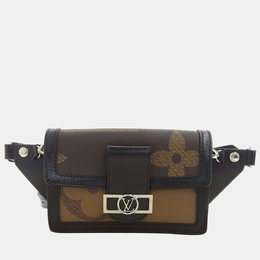 Louis Vuitton: Коричневая поясная сумка 