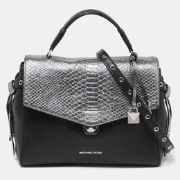 Michael Kors: Чёрная сумка на руку 