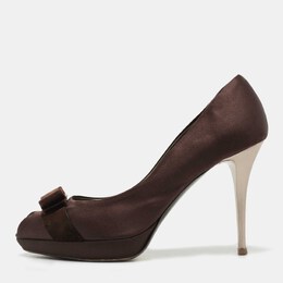 Salvatore Ferragamo: Коричневые босоножки  Vara Bow