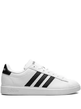 adidas: Белые кроссовки  Grand Court
