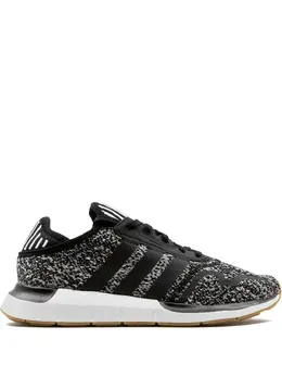 adidas: Кроссовки  Swift Run