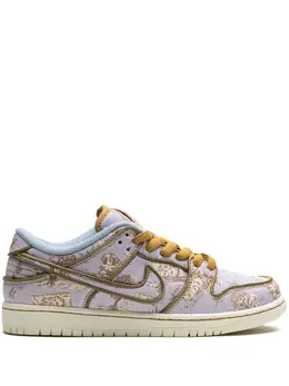 Nike: Фиолетовые кроссовки  SB Dunk