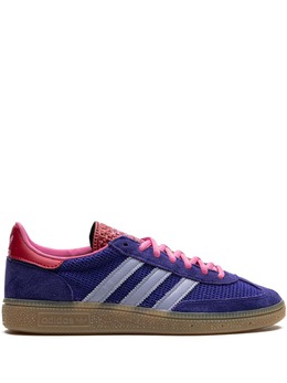 adidas: Тёмные кроссовки  Handball Spezial