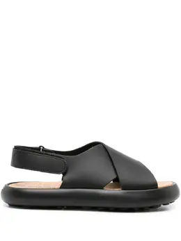 Camper: Чёрные сандалии  Pelotas