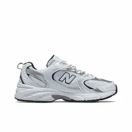 New Balance: Белые кроссовки  530
