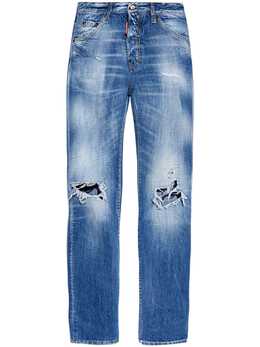 Dsquared2: Рваные джинсы  Cool Guy