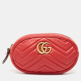 Gucci: Красная поясная сумка  GG Marmont