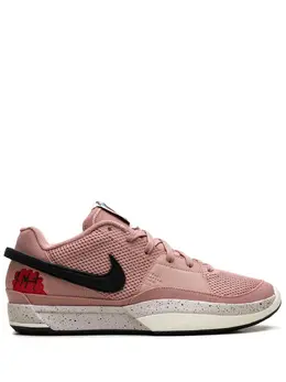 Nike: Красные кроссовки 