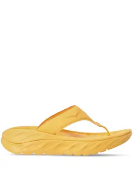 HOKA: Жёлтые шлёпанцы 