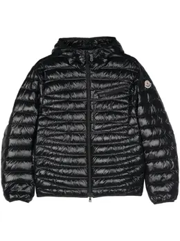 Moncler: Чёрная куртка 