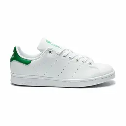 adidas: Белые кеды 