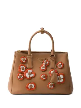 Prada: Светлая сумка-шоппер 