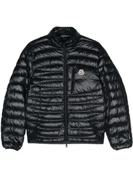 Moncler: Чёрная куртка 