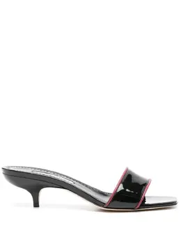 Manolo Blahnik: Чёрные сандалии 