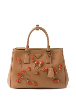 Prada: Коричневая сумка-шоппер 