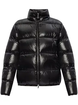 Moncler: Чёрная куртка 