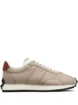 Tod's: Бежевые кроссовки  Gommino