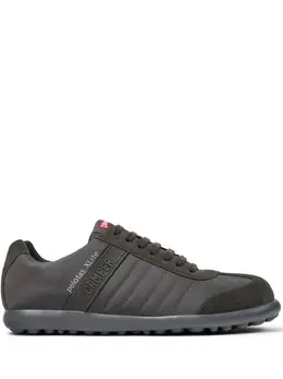 Camper: Тёмные кроссовки  Pelotas