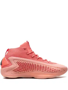 adidas: Розовые кроссовки 