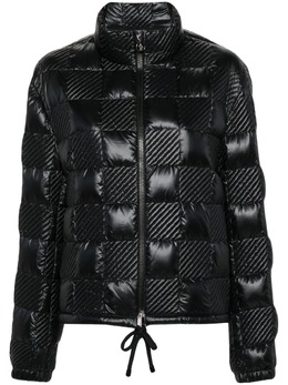 Moncler: Чёрная куртка 