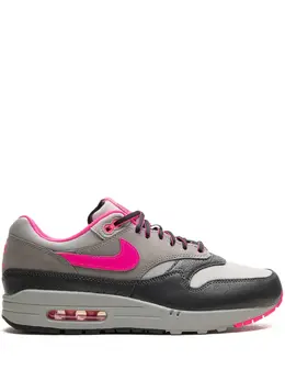 Nike: Розовые кроссовки  Air Max 1 SP