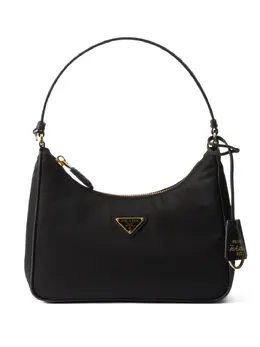 Prada: Чёрная сумка 
