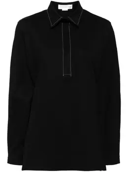 Victoria Beckham: Чёрное поло 