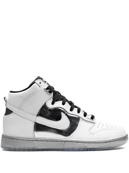 Nike: Белые кроссовки  Dunk High SE