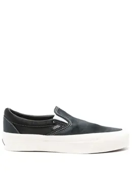 Vans: Чёрные кроссовки 
