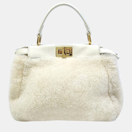 Fendi: Белая сумка  Peekaboo