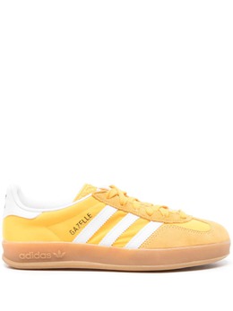 adidas: Жёлтые кроссовки  Gazelle Indoor