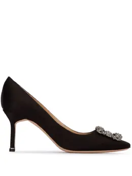 Manolo Blahnik: Чёрные туфли  Hangisi