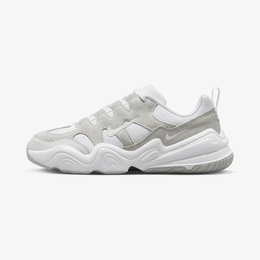 Nike: Белые кроссовки  Tech