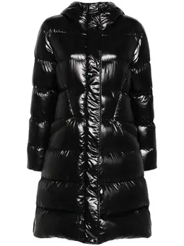 Moncler: Чёрное пальто 
