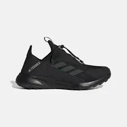 adidas: Чёрные кроссовки  Terrex Voyager 21