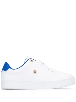 Tommy Hilfiger: Белые кроссовки  Essential