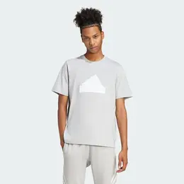 adidas: Спортивная футболка 