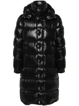 Moncler: Чёрное пальто 
