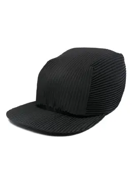 Homme Plissé Issey Miyake: Чёрная кепка 