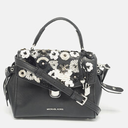 Michael Kors: Чёрная сумка на руку 