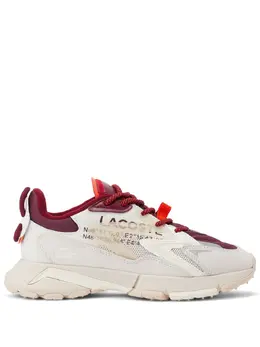 Lacoste: Белые кроссовки 