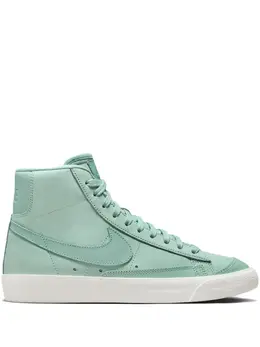 Nike: Зелёные кроссовки  Blazer Mid