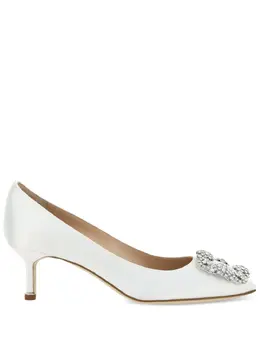 Manolo Blahnik: Белые туфли  Hangisi