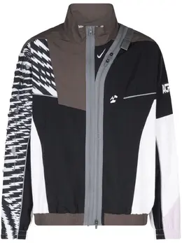 Nike: Белая куртка 