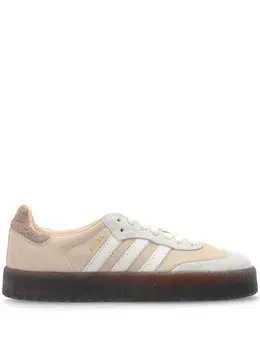 adidas: Бежевые кроссовки 