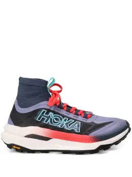 HOKA: Чёрные кроссовки 