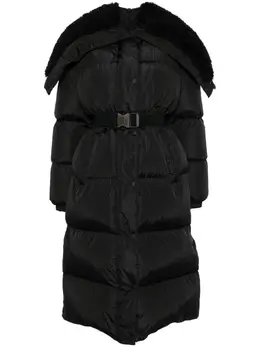 Moncler: Чёрное пальто 
