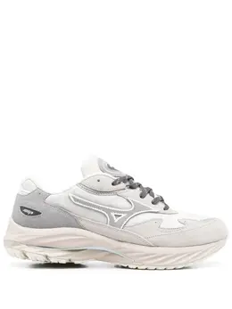Mizuno: Многоцветные кроссовки 